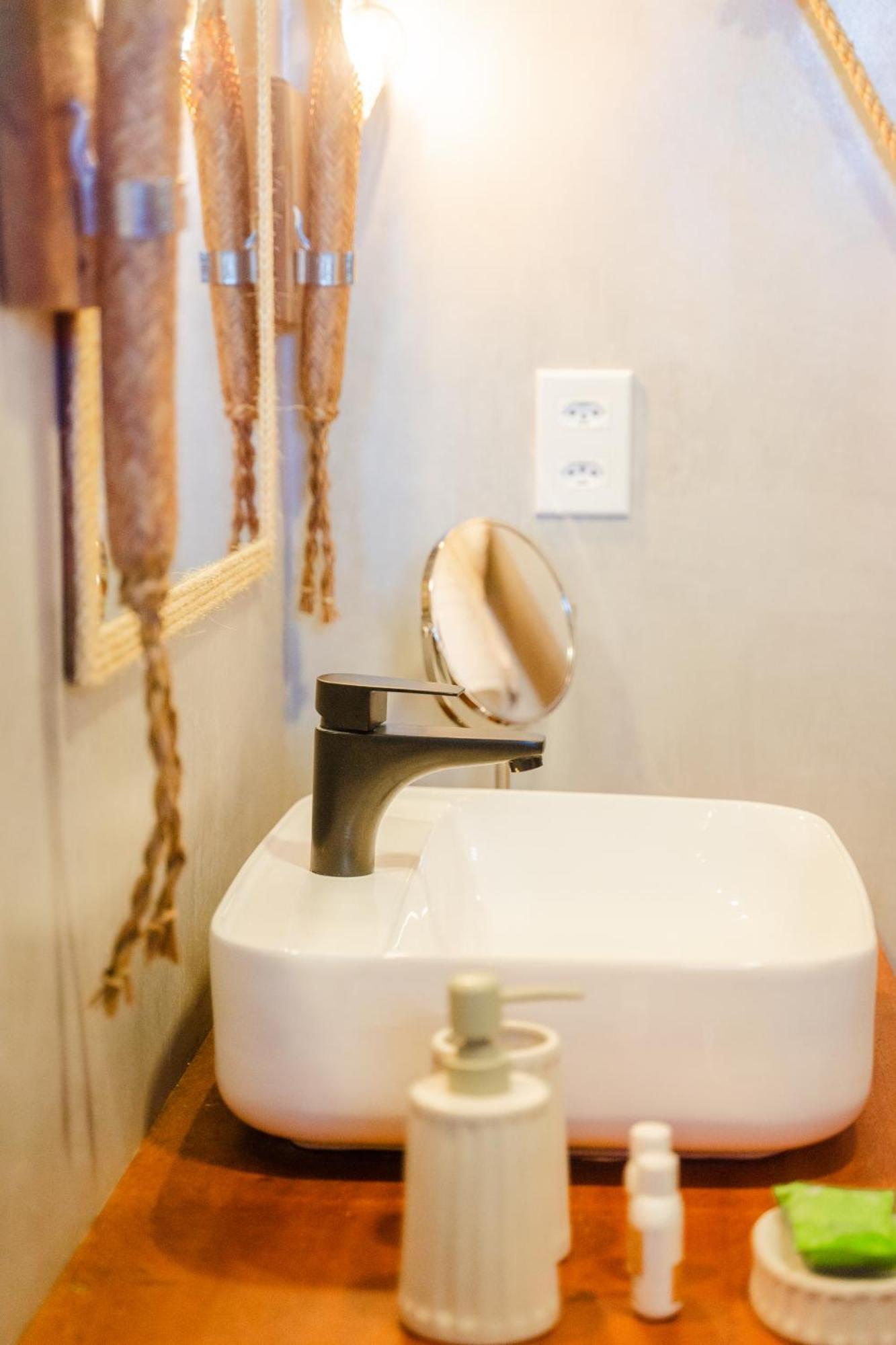 Vila Aty Lodge 아칭스 외부 사진